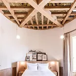 Domaine Des Etangs, Collection 5* Massignac