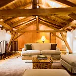 Domaine Des Etangs, Collection