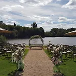 Domaine Des Etangs, Collection 5* Massignac