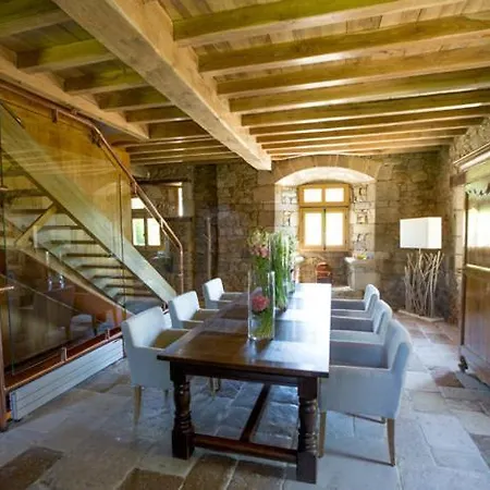 Domaine Des Etangs, Collection 5*