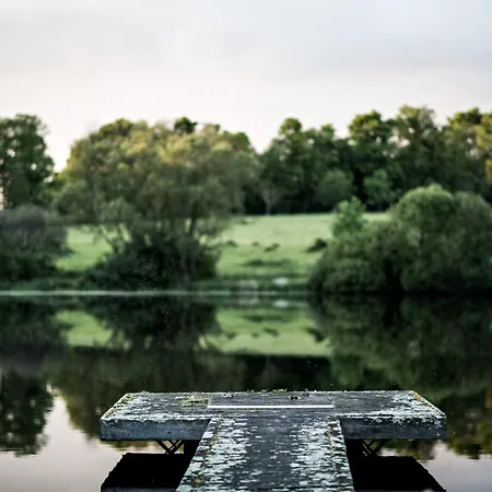 Domaine Des Etangs, Collection 5*