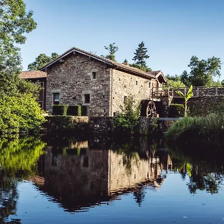 Domaine Des Etangs 5*