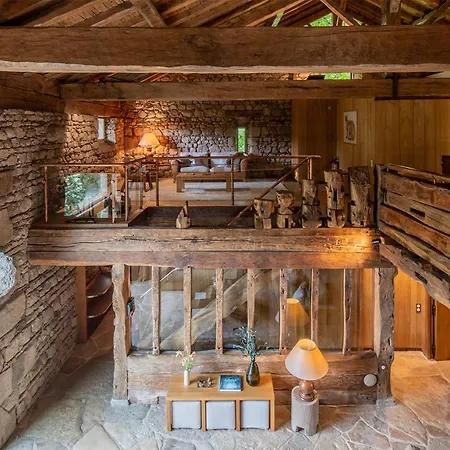 Otel Domaine Des Etangs, Collection