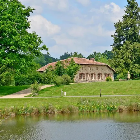 Domaine Des Etangs Hotel 5*