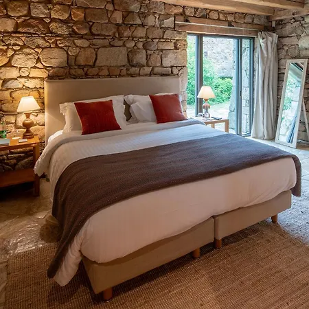 Domaine Des Etangs, Collection 5* Massignac