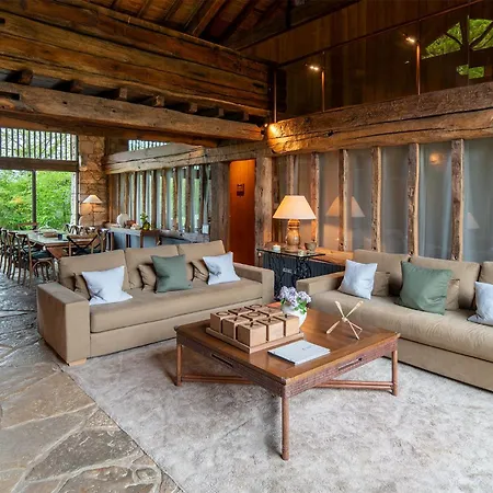 Hotel Domaine Des Etangs 5*