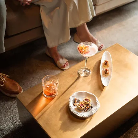 Hotel Domaine Des Etangs, Collection Massignac