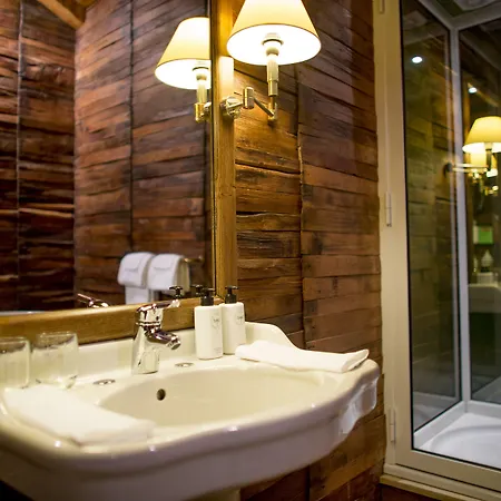 Domaine Des Etangs, Collection