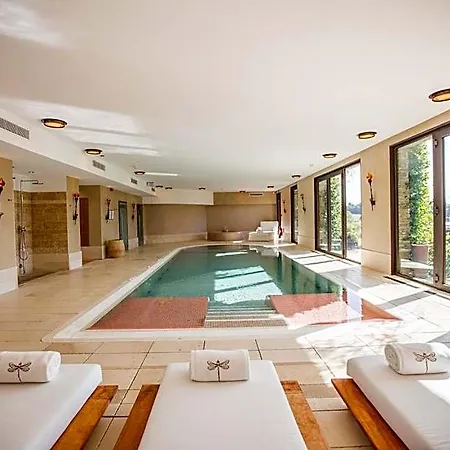 Domaine Des Etangs, Collection 5* Massignac