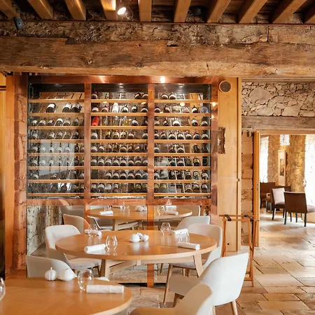 Domaine Des Etangs, Collection 5*