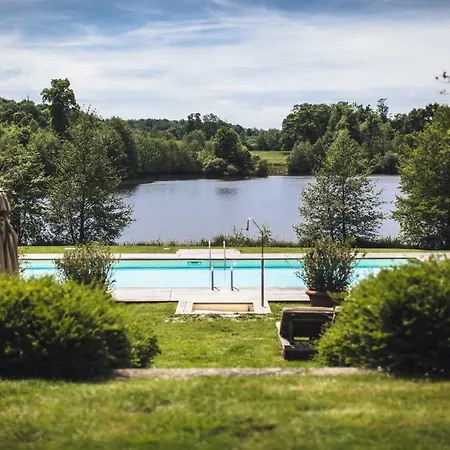 Domaine Des Etangs, Collection 5*