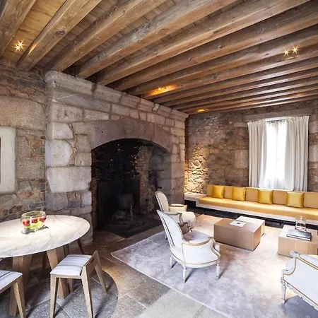 Domaine Des Etangs Hotel 5*