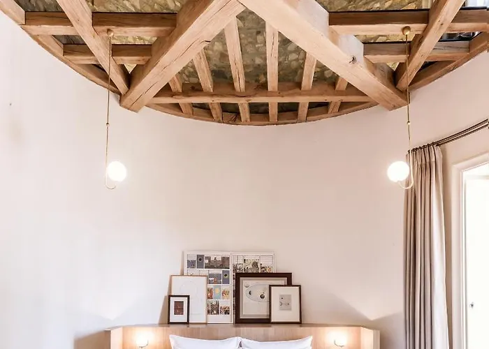 Domaine Des Etangs, Collection 5* Massignac