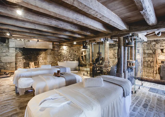 فندق Domaine Des Etangs, Collection 5*